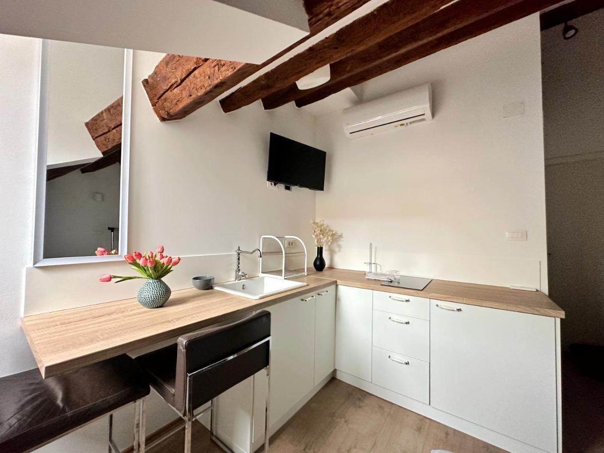 Romeo Apartments Rovigno Экстерьер фото