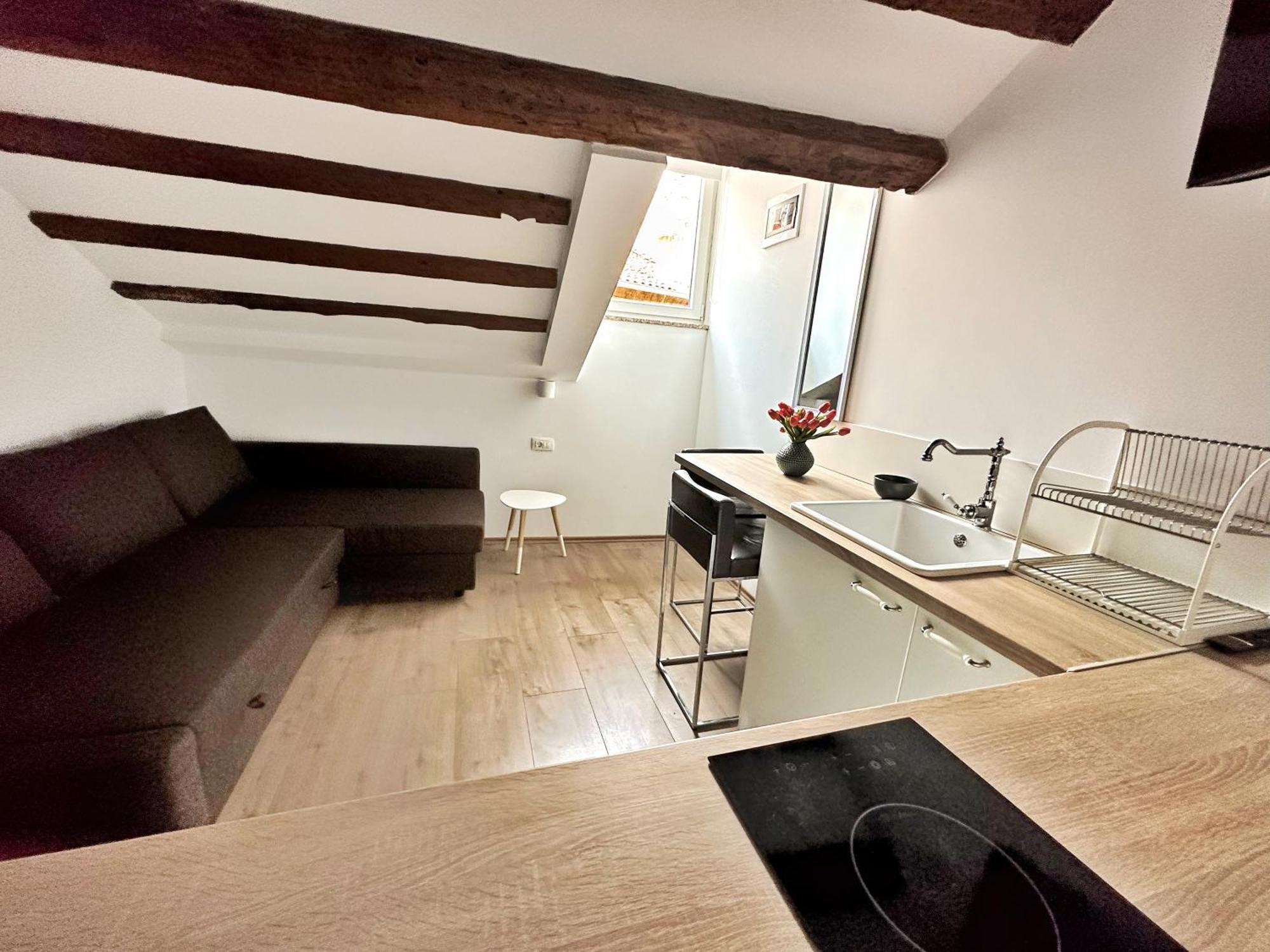 Romeo Apartments Rovigno Экстерьер фото